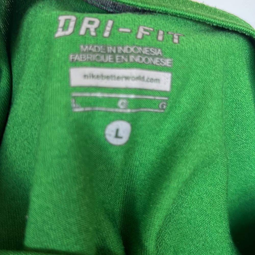 Boys Nike Dri-Fit Oregon Ducks “Win the Day” Short Sleeve Tee Various Sizes - Picture 6 of 6
